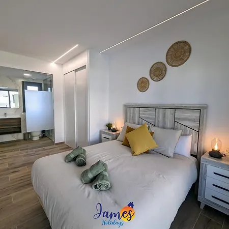 Modern 2 Bed With Com Pool Vm52 *