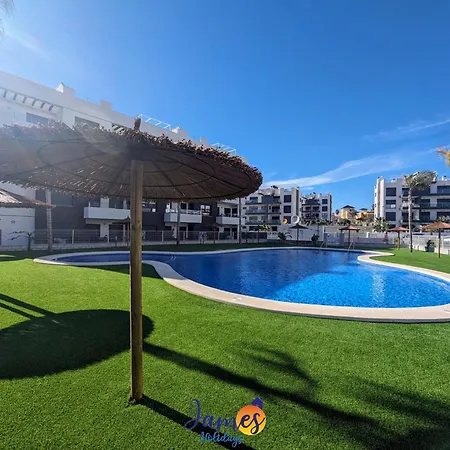 Modern 2 Bed With Com Pool Vm52 *