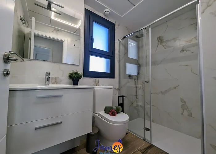 Modern 2 Bed With Com Pool Vm52