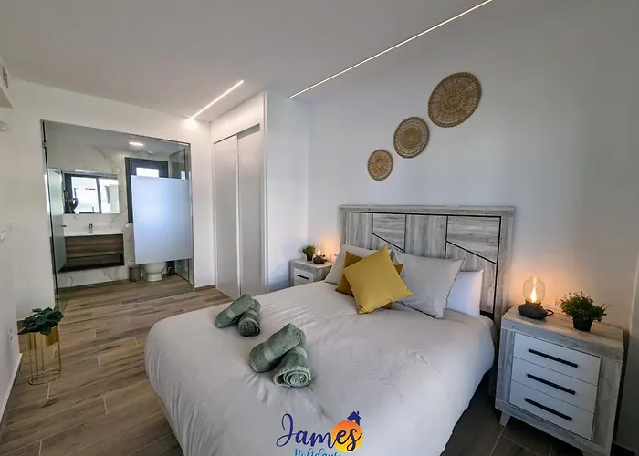 Modern 2 Bed With Com Pool Vm52 *