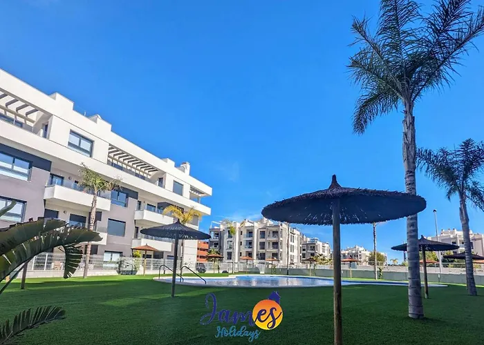 Modern 2 Bed With Com Pool Vm52 *