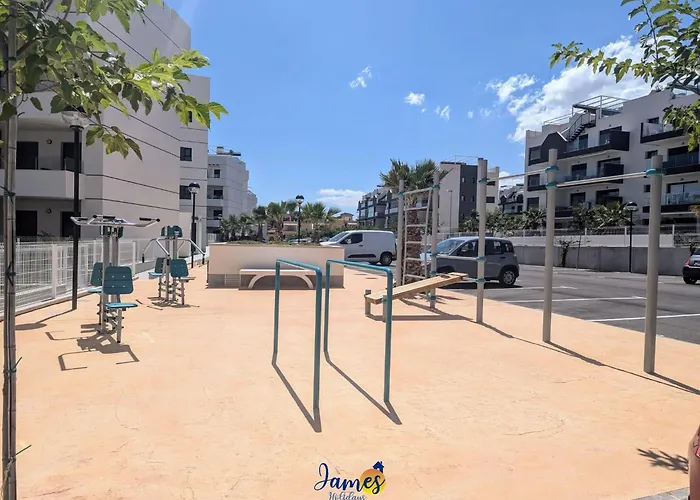 Modern 2 Bed With Com Pool Vm52 Villamartin (Valencia)