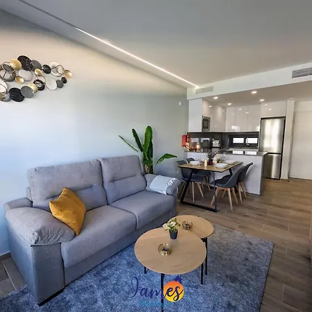 Apartment Modern 2 Bed With Com Pool Vm52