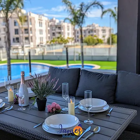 Apartment Modern 2 Bed With Com Pool Vm52 *