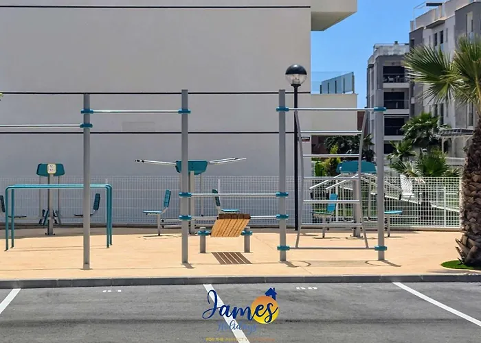 Apartamento Modern 2 Bed With Com Pool Vm52